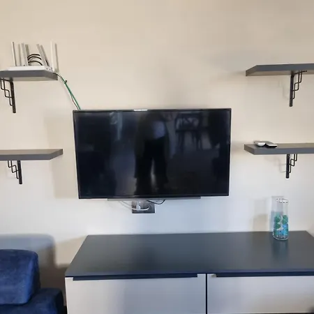 Alis Apartment *