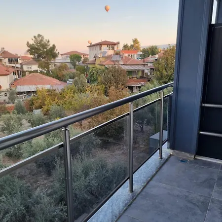 Alis Apartment *