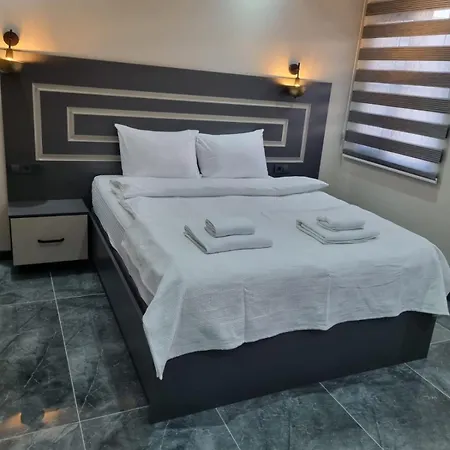 Apartment Alis *
